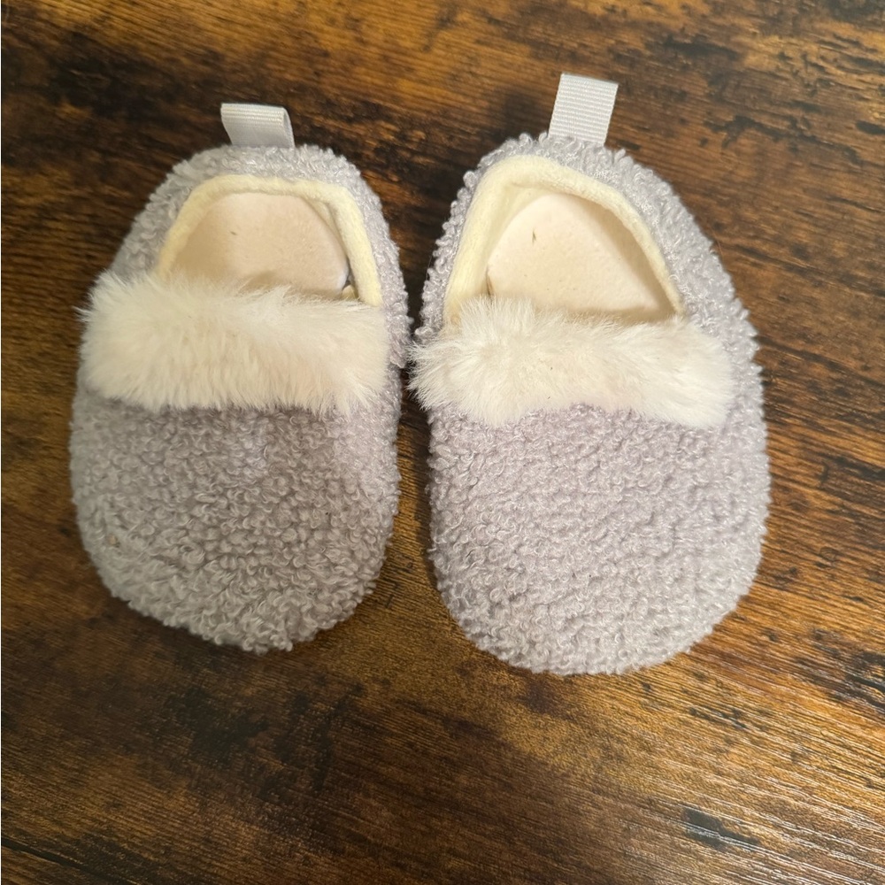Cozy Gray Baby Booties with Faux Fur Trim